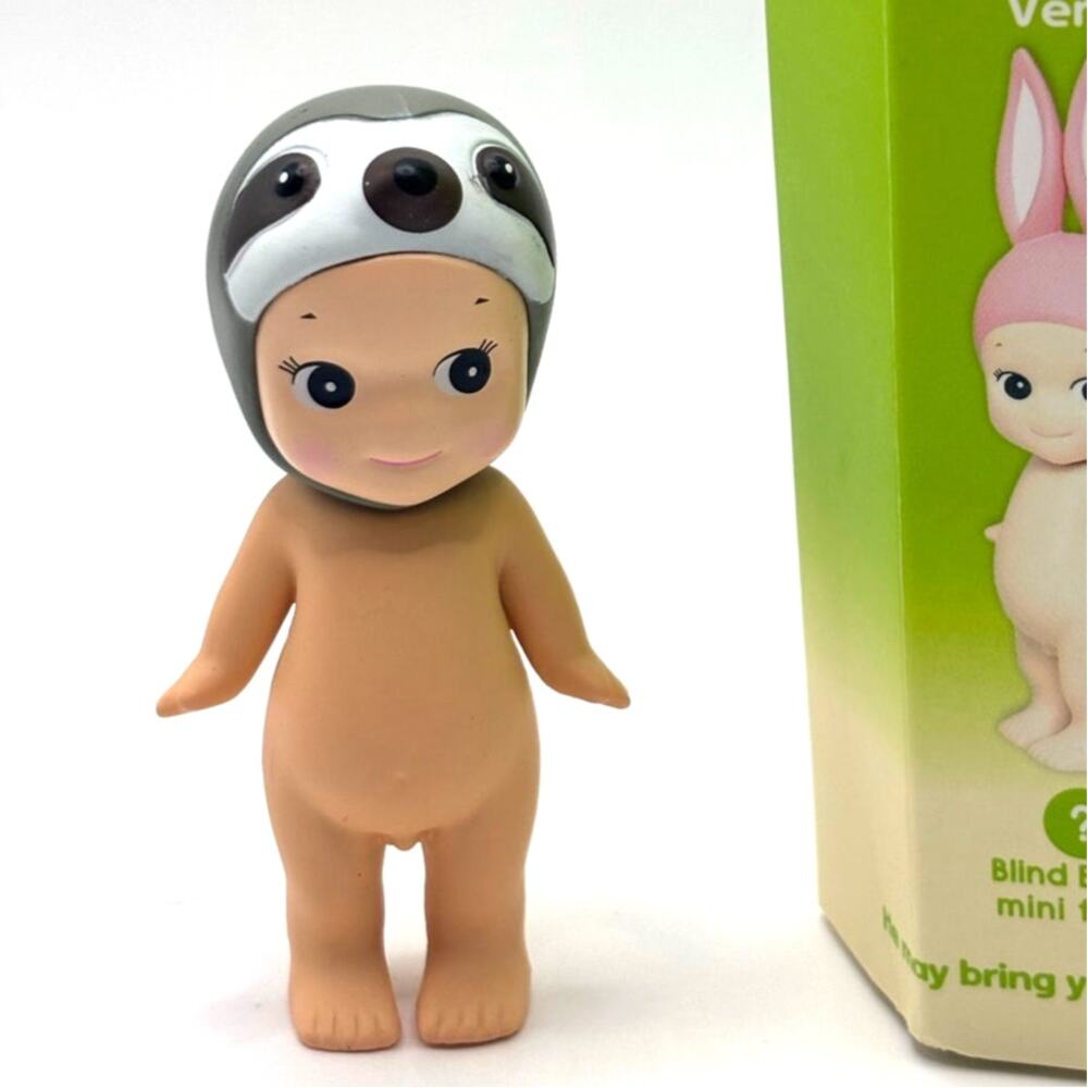 New Kawaii Cupid Angel Mini Figure in Sloth Costume, Cute Toy, Gift